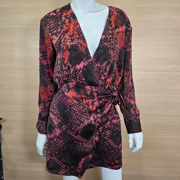 Zara TRF Collection Red Wrap Dress Long sleeve Snake Print Mini Satin Size Small - Picture 2 of 11
